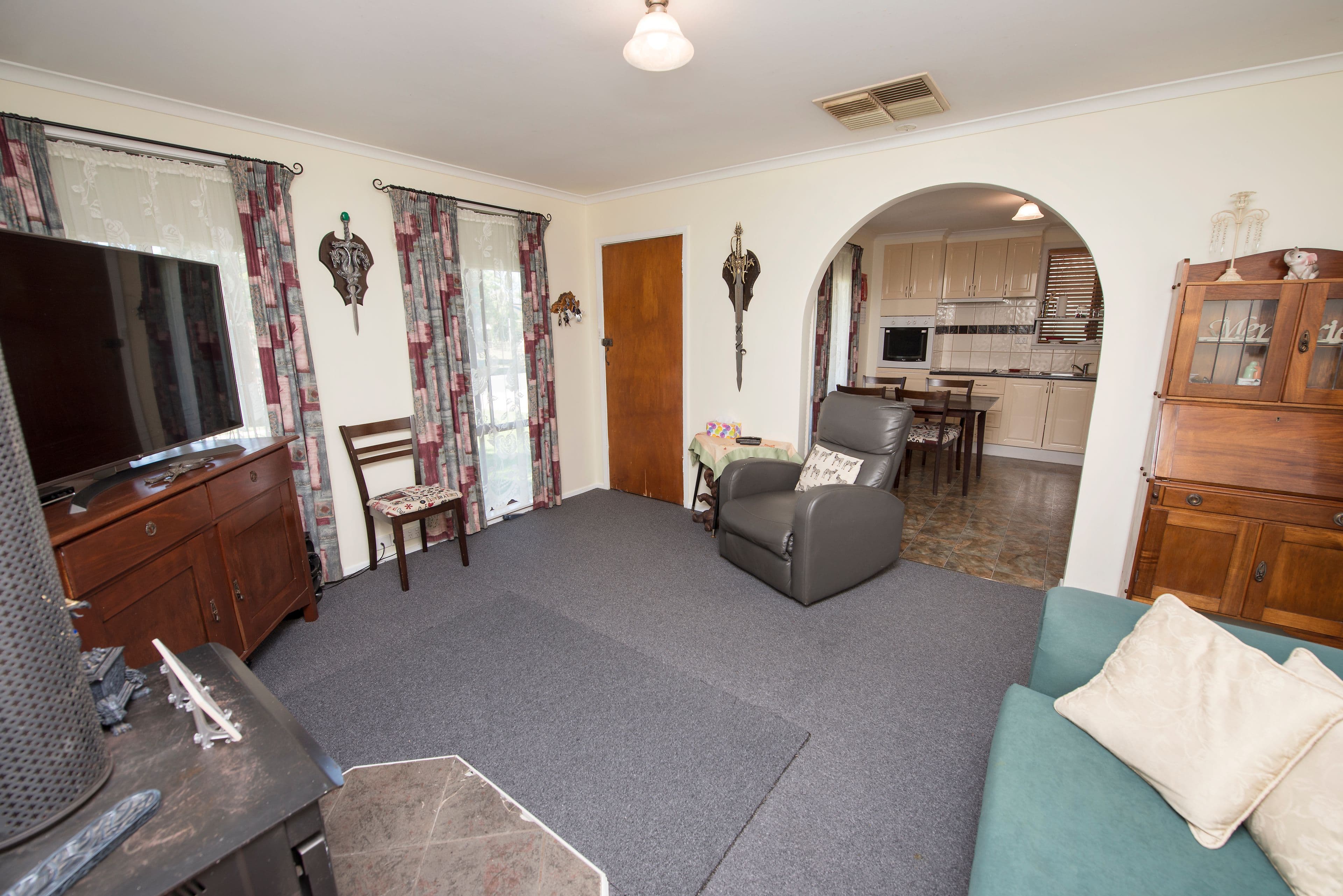 6 Domaille Crescent, Swan Hill VIC 3585, Swan Hill - Thumbnail 3