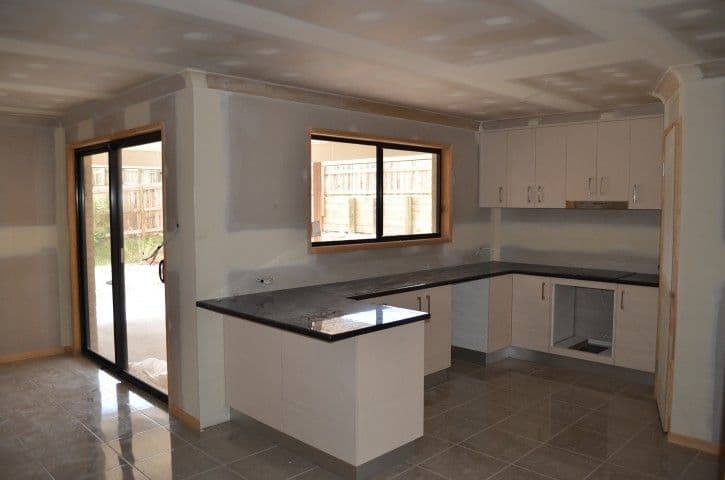 23 Broadwater Place, New Auckland QLD 4680, New Auckland - Thumbnail 2