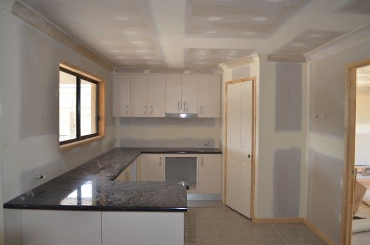 23 Broadwater Place, New Auckland QLD 4680, New Auckland - Thumbnail 3