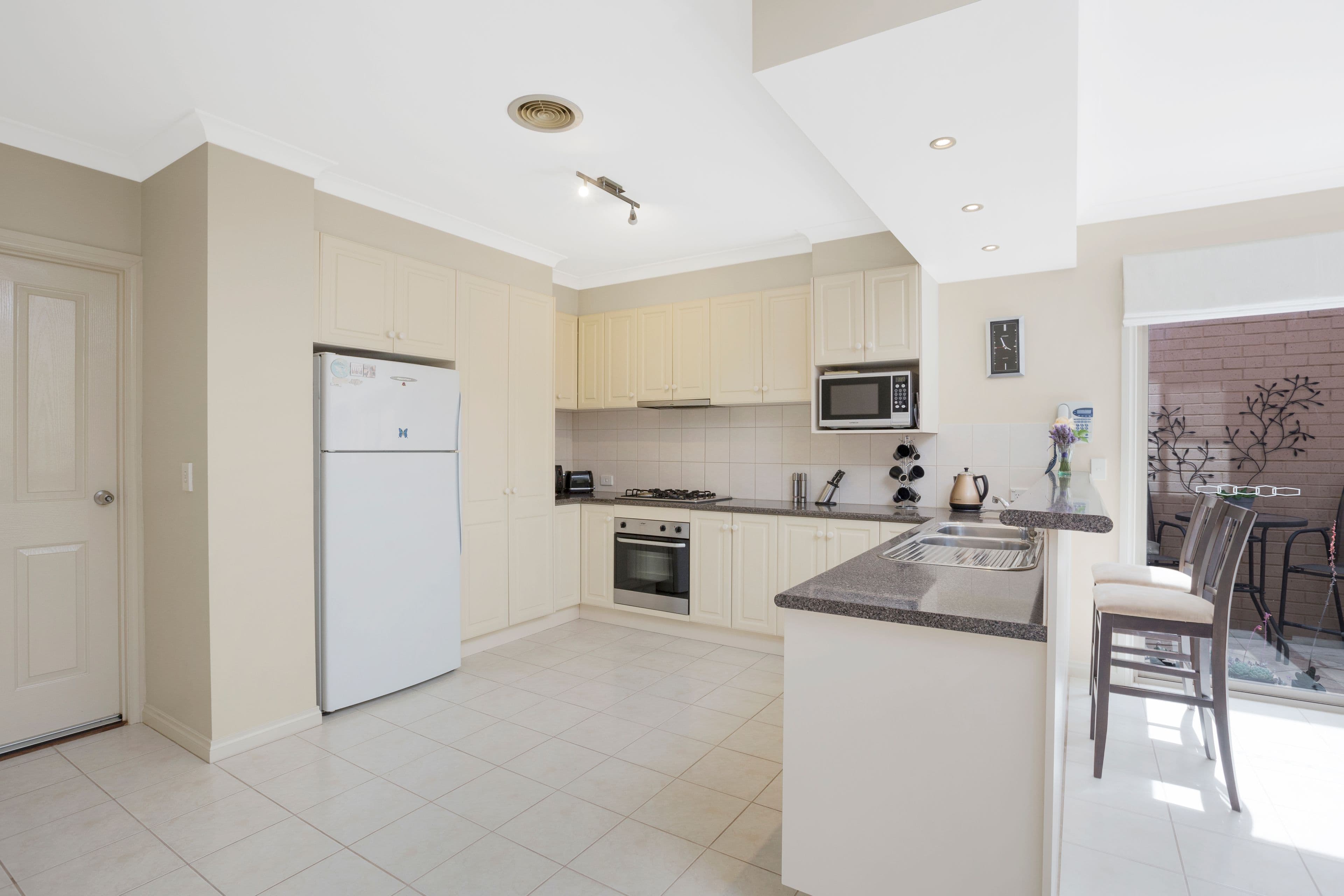 5 St Cedars Grove, Lake Gardens VIC 3355, Lake Gardens - Thumbnail 2