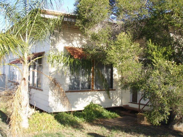 16 River Street, CHARLEVILLE QLD 4470, Charleville - Thumbnail 3