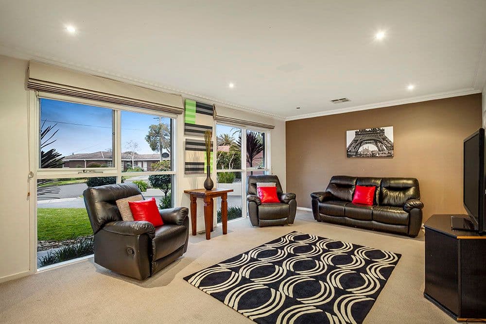 8 Scenic Rise, DONCASTER VIC 3108, Doncaster - Thumbnail 2