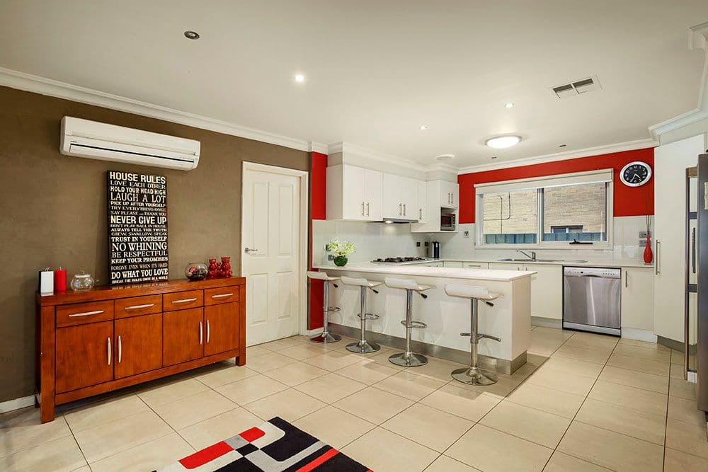 8 Scenic Rise, DONCASTER VIC 3108, Doncaster - Thumbnail 3