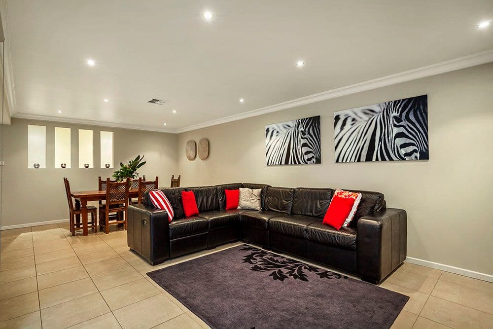 8 Scenic Rise, DONCASTER VIC 3108, Doncaster - Thumbnail 5