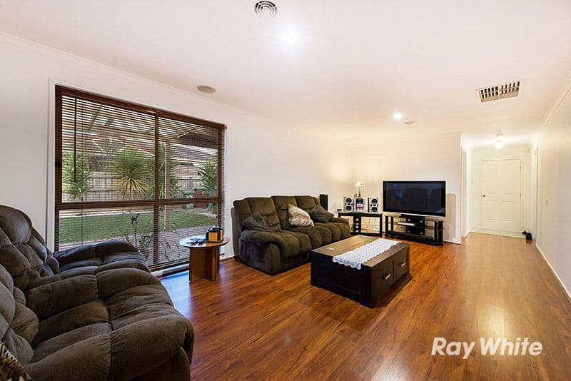 10 Gilja Court, Cranbourne West VIC 3977, Cranbourne West - Thumbnail 6