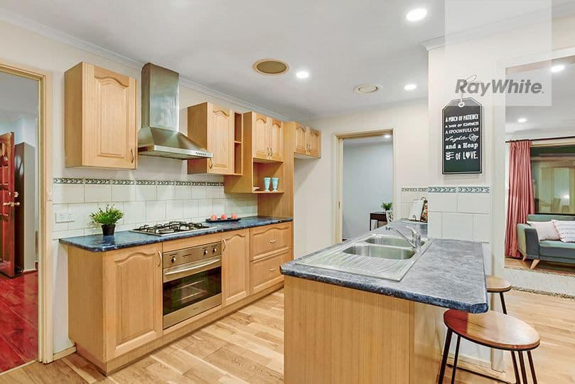 7 Bellevue Court, Mill Park VIC 3082, Mill Park - Thumbnail 3