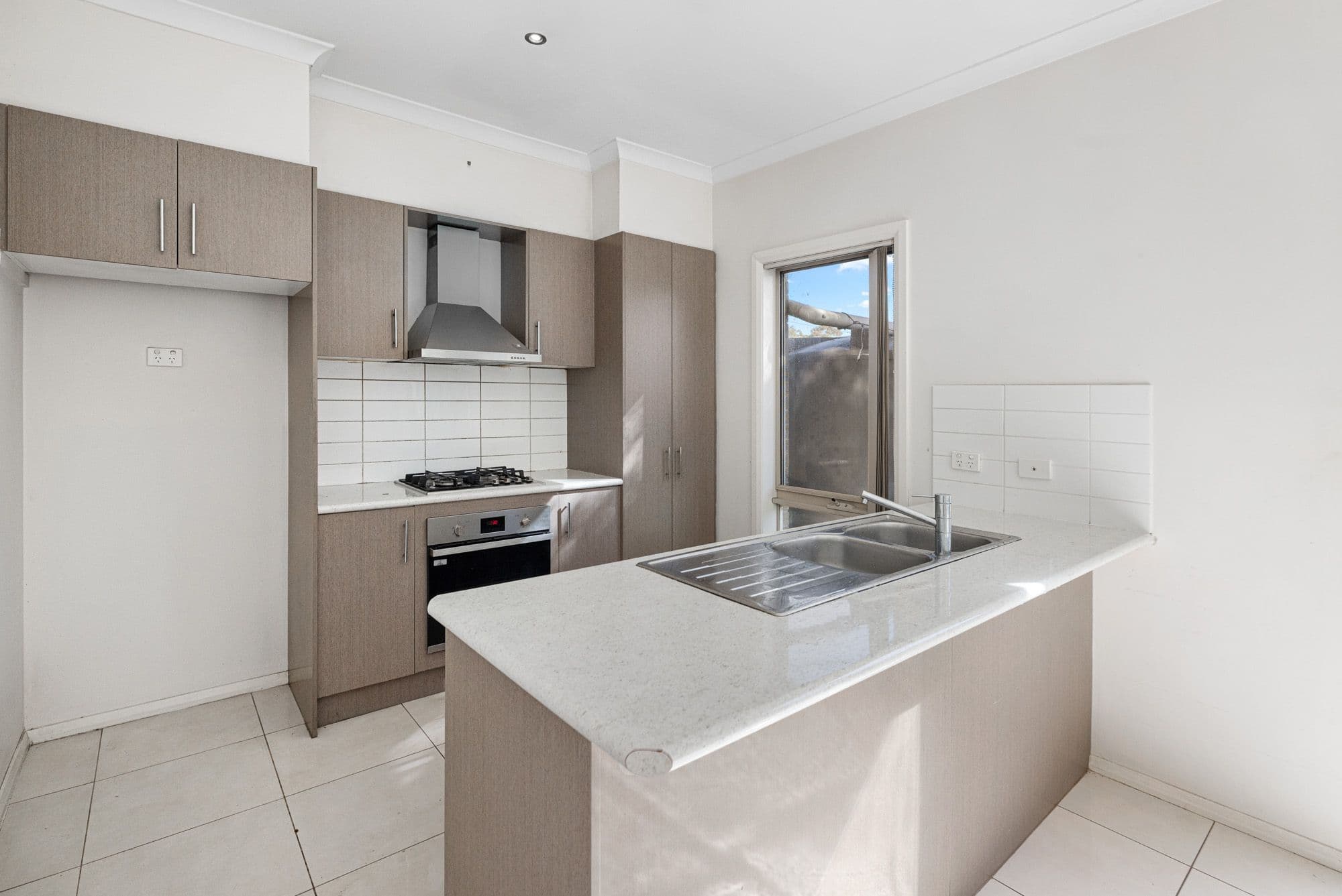 5 Bernhardt Avenue, Hoppers Crossing VIC 3029, Hoppers Crossing - Thumbnail 4
