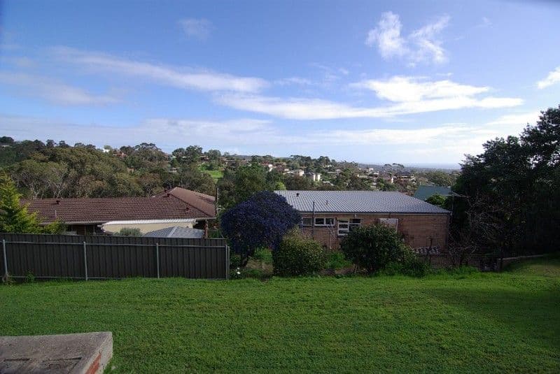 98 Corvus Drive, CASHMERE, QLD, 4500, Cashmere - Thumbnail 2