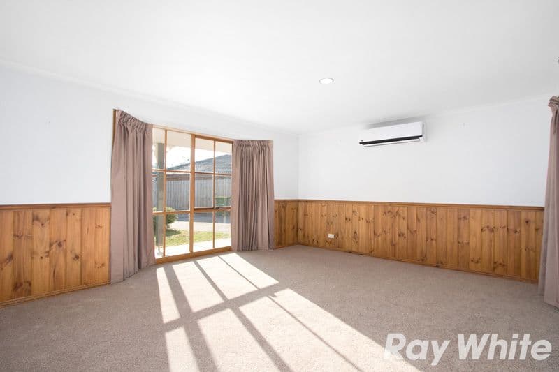 16 Cyprus Place, PAKENHAM VIC 3810, Pakenham - Thumbnail 2
