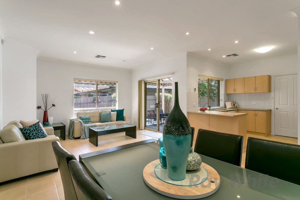 20 Southern Avenue, Glengowrie SA 5044, Glengowrie - Thumbnail 2
