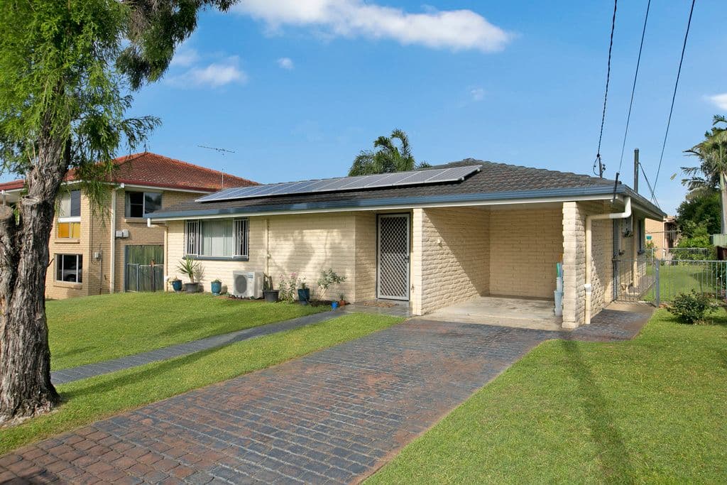 18 Silex Street, Mansfield QLD 4122, Mansfield - Image 1