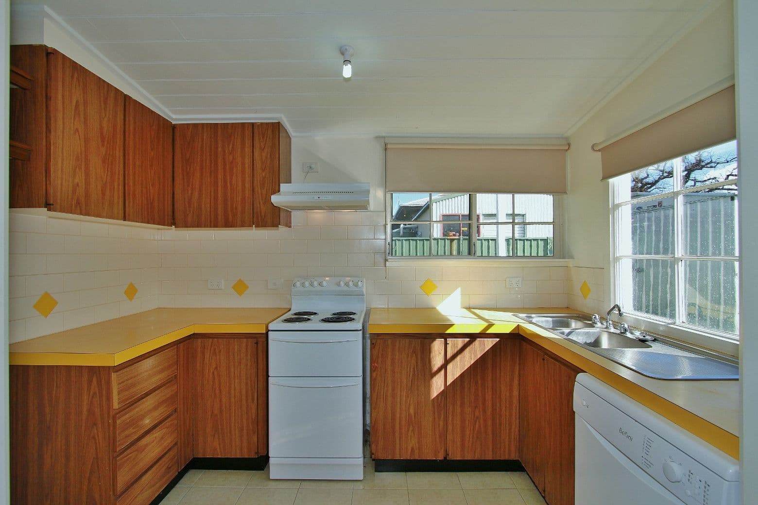 57 Ebden Street, Heathcote VIC 3523, Heathcote - Thumbnail 2