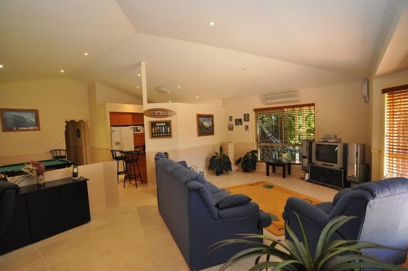 116 Monterey Keys Drive, HELENSVALE QLD 4212, Helensvale - Thumbnail 2