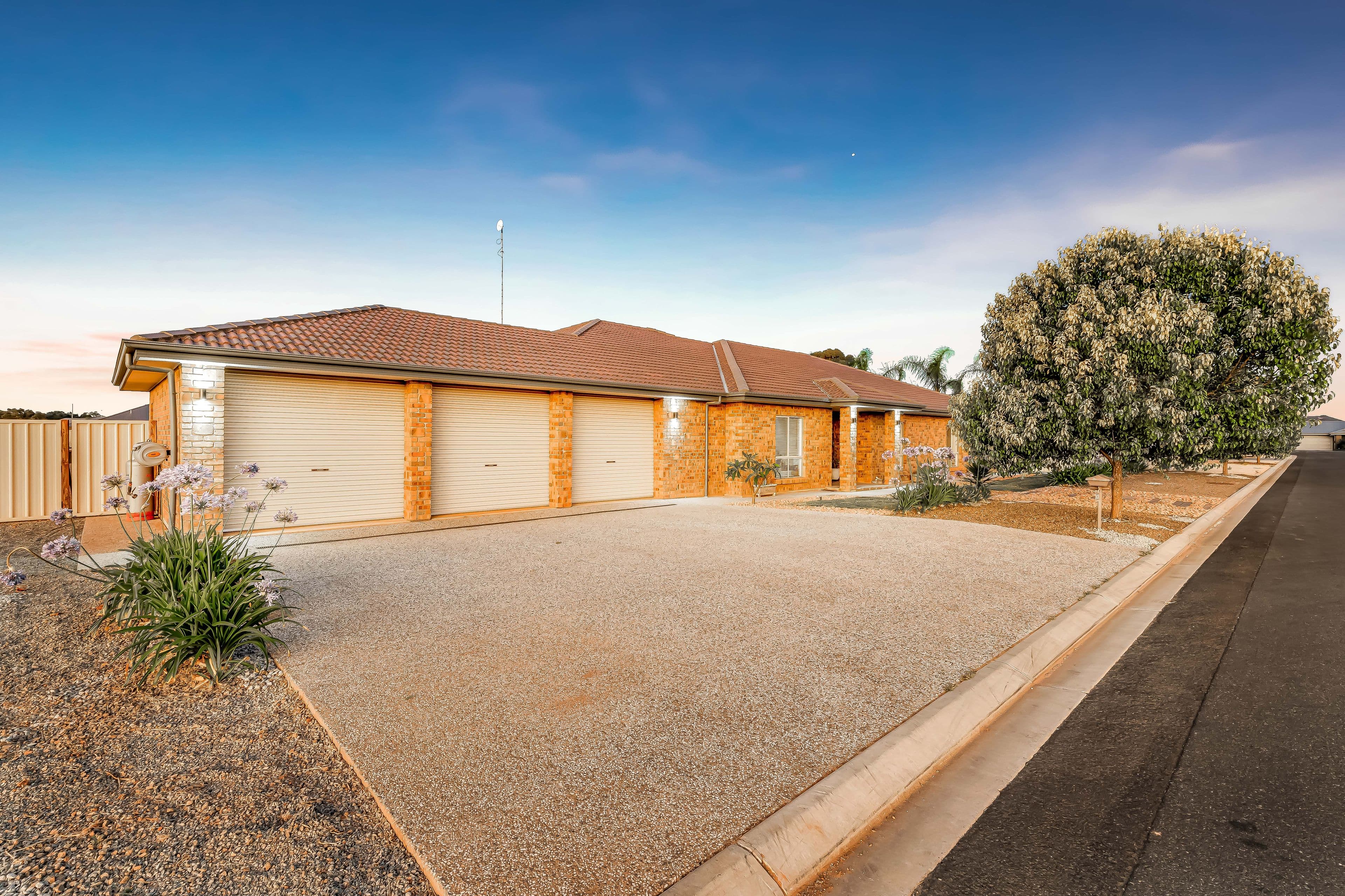 1 Teakle Court, Angle Vale SA 5117, Angle Vale - Thumbnail 2