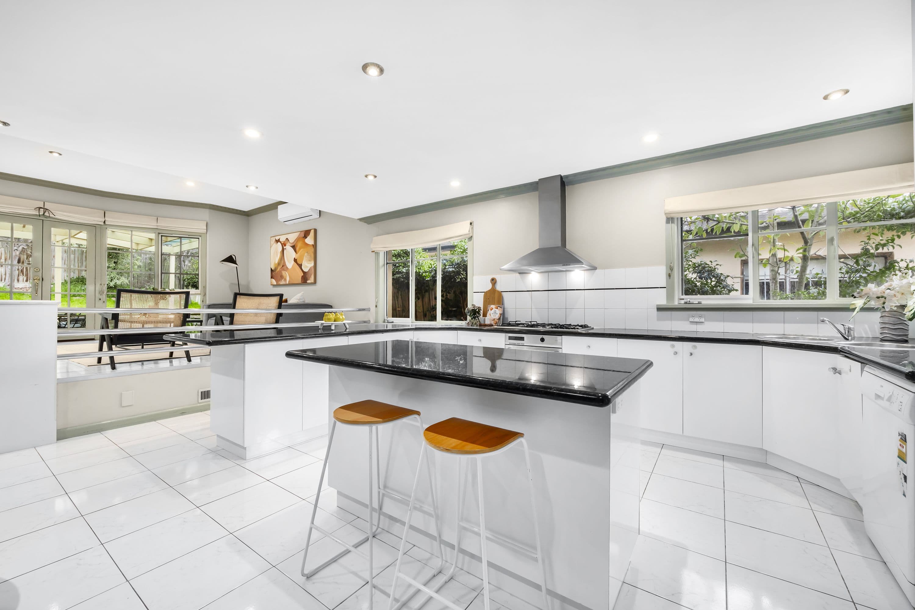 64 Hill Road, Balwyn North VIC 3104, Balwyn North - Thumbnail 5