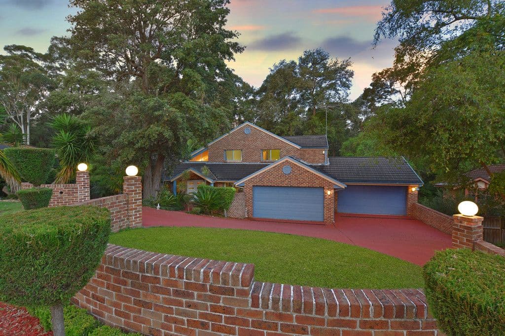 7 Dewberry Way, Castle Hill - Image 1