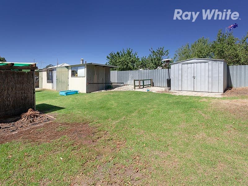 83 Wigg Street, WODONGA VIC 3690, Wodonga - Thumbnail 2