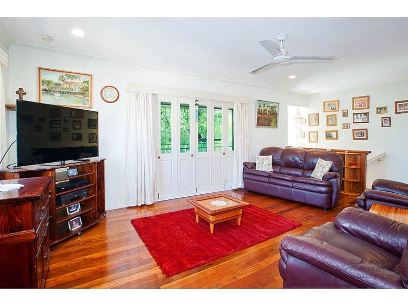 4 Amsterdam Street, WISHART QLD 4122, Wishart - Image 1
