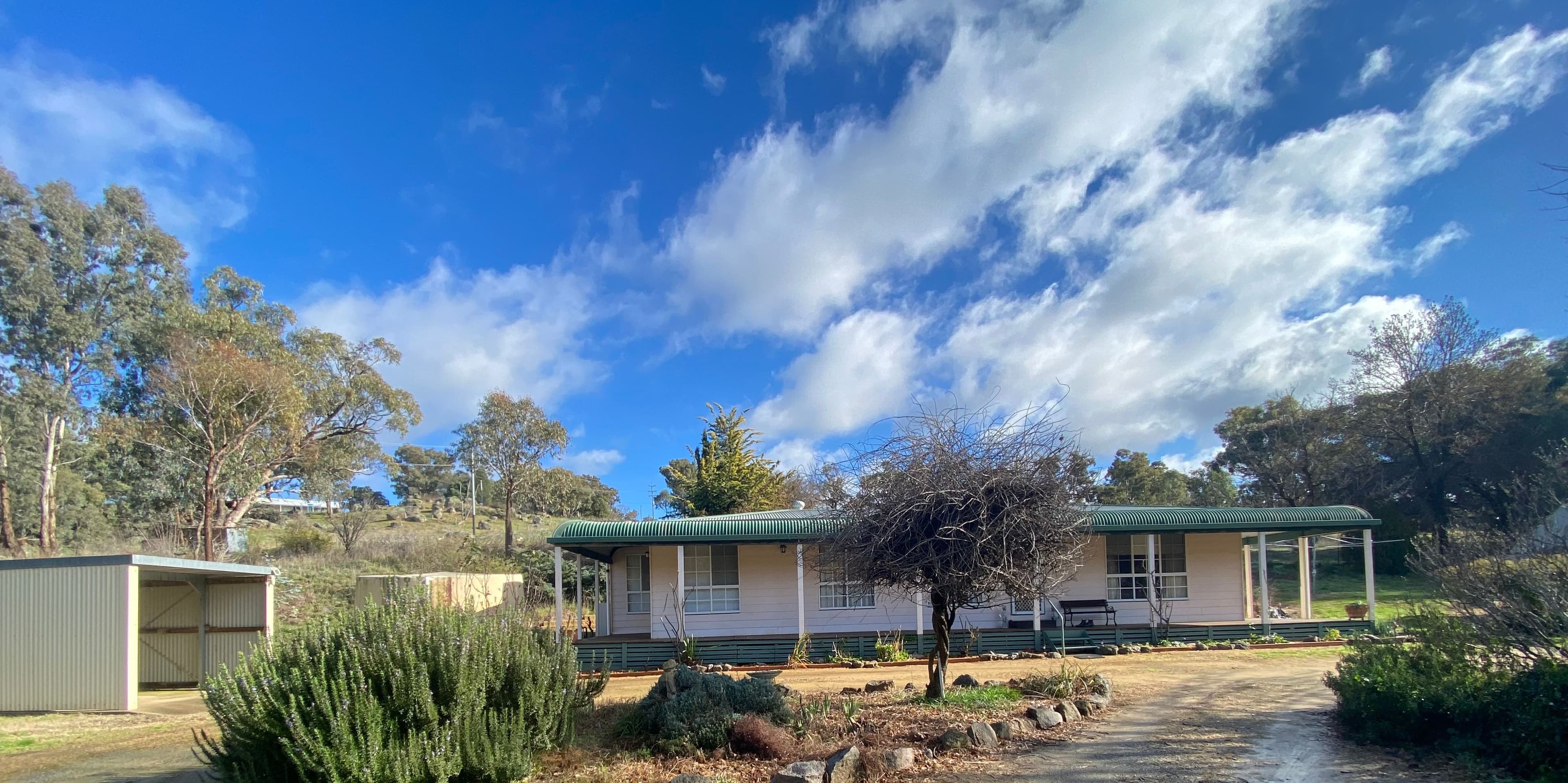19 Whites Road, Young NSW 2594, Young - Thumbnail 2