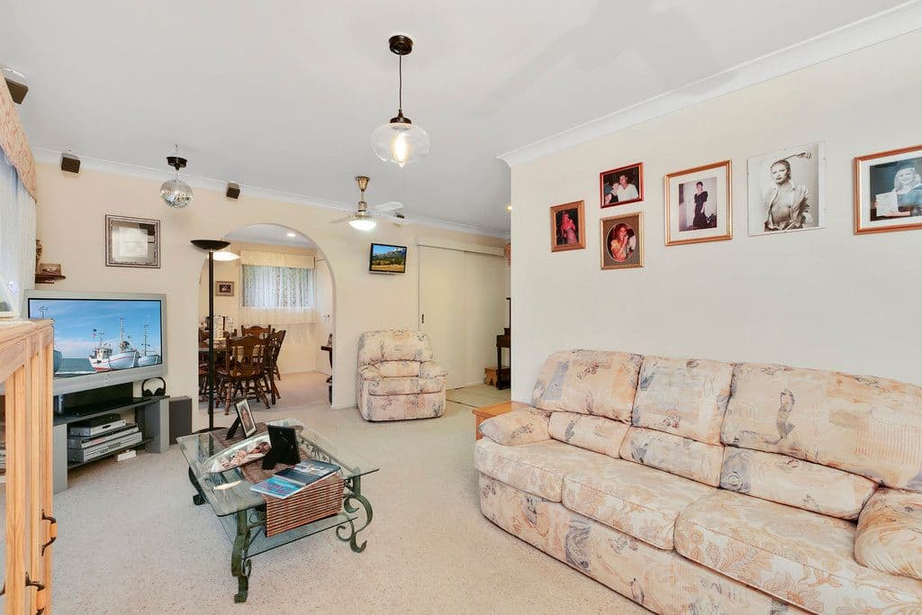 18 Gunyah Grove, Ashmore QLD 4214, Ashmore - Thumbnail 4