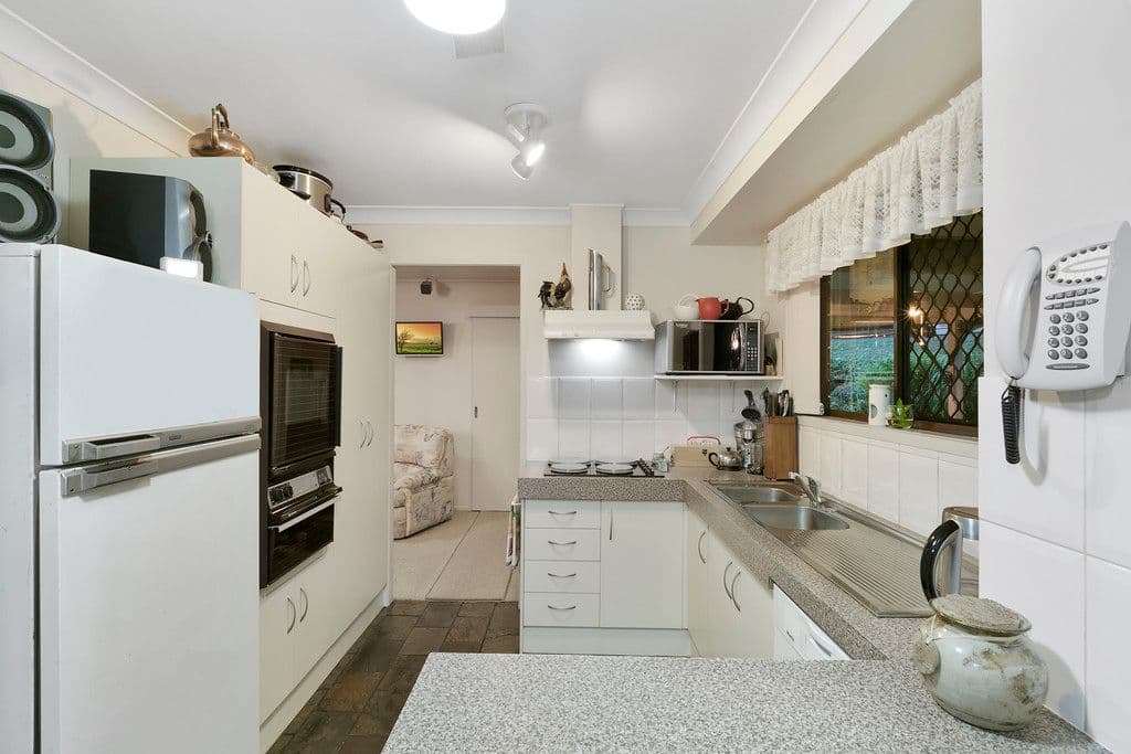 18 Gunyah Grove, Ashmore QLD 4214, Ashmore - Thumbnail 6
