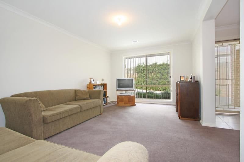 28 Pine Crescent, BORONIA VIC 3155, Boronia - Thumbnail 2