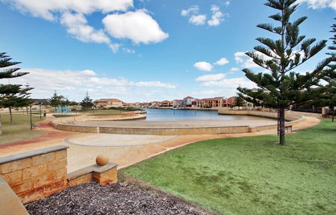 72 Northport Boulevard, WANNANUP WA 6210, Wannanup - Thumbnail 2