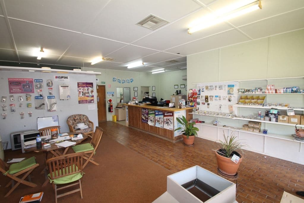 127 Hawker Street, Quirindi - Thumbnail 2