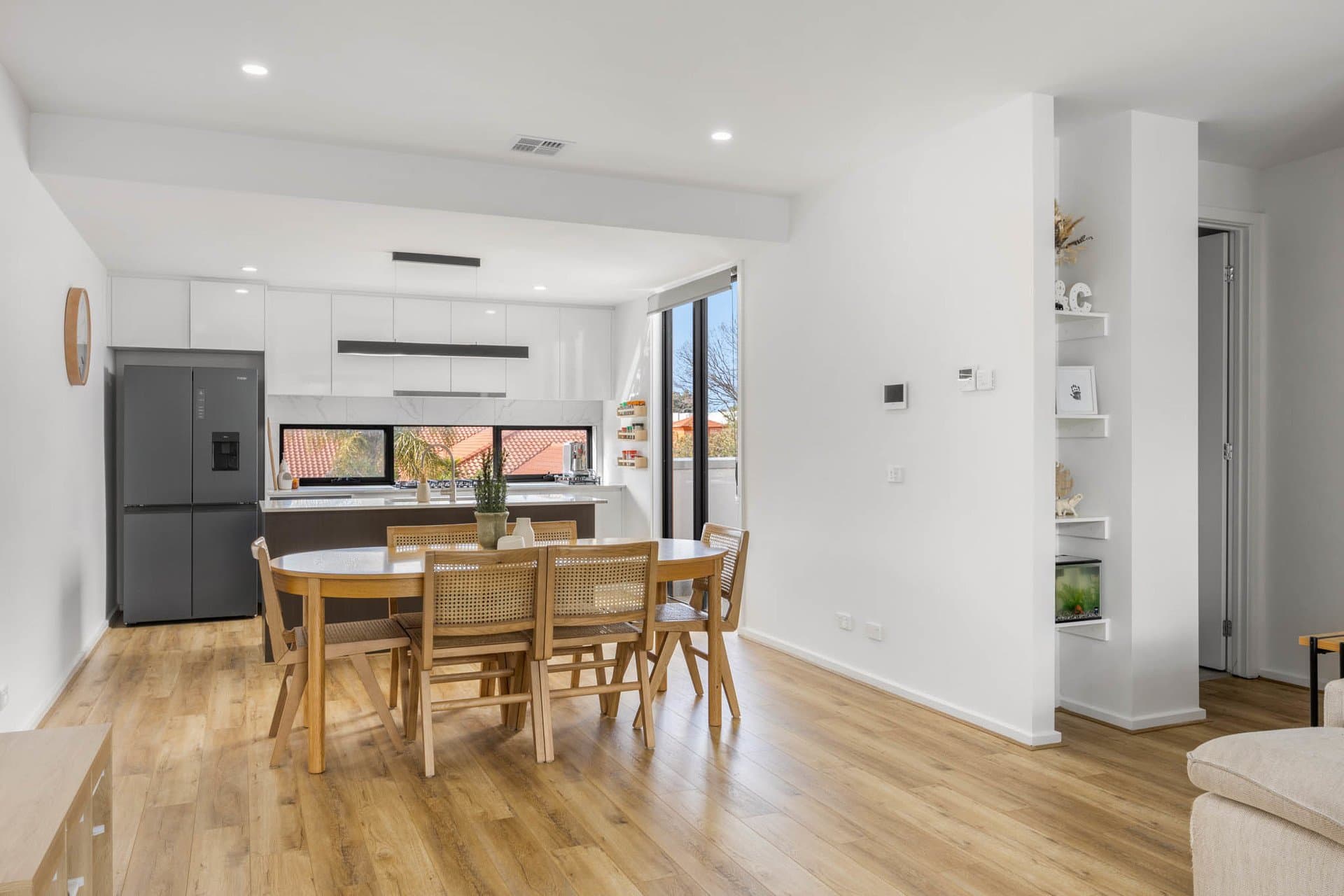 7 Tomkins Walk, Sydenham - Thumbnail 6