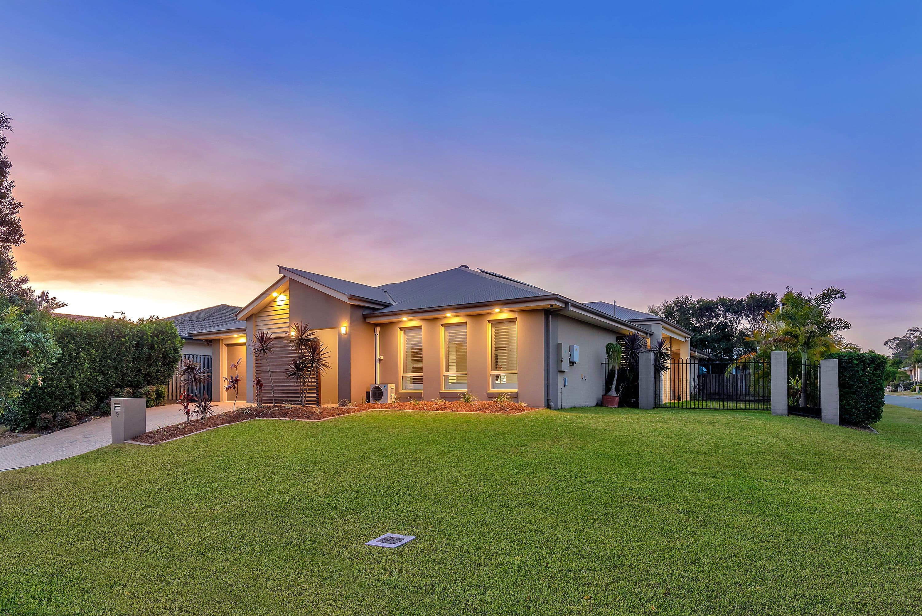 9 Bishopwood Court, Upper Coomera QLD 4209, Upper Coomera - Thumbnail 2
