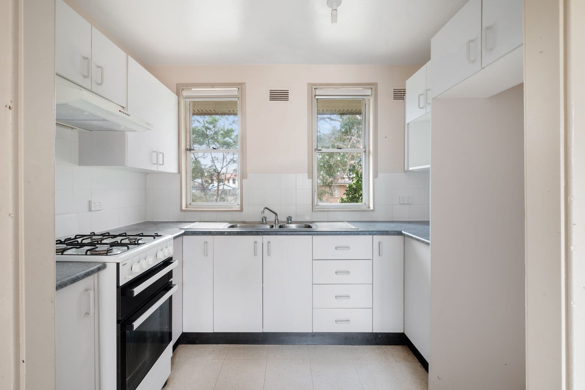 274 Riverside Drive, Airds NSW 2560, Airds - Thumbnail 4