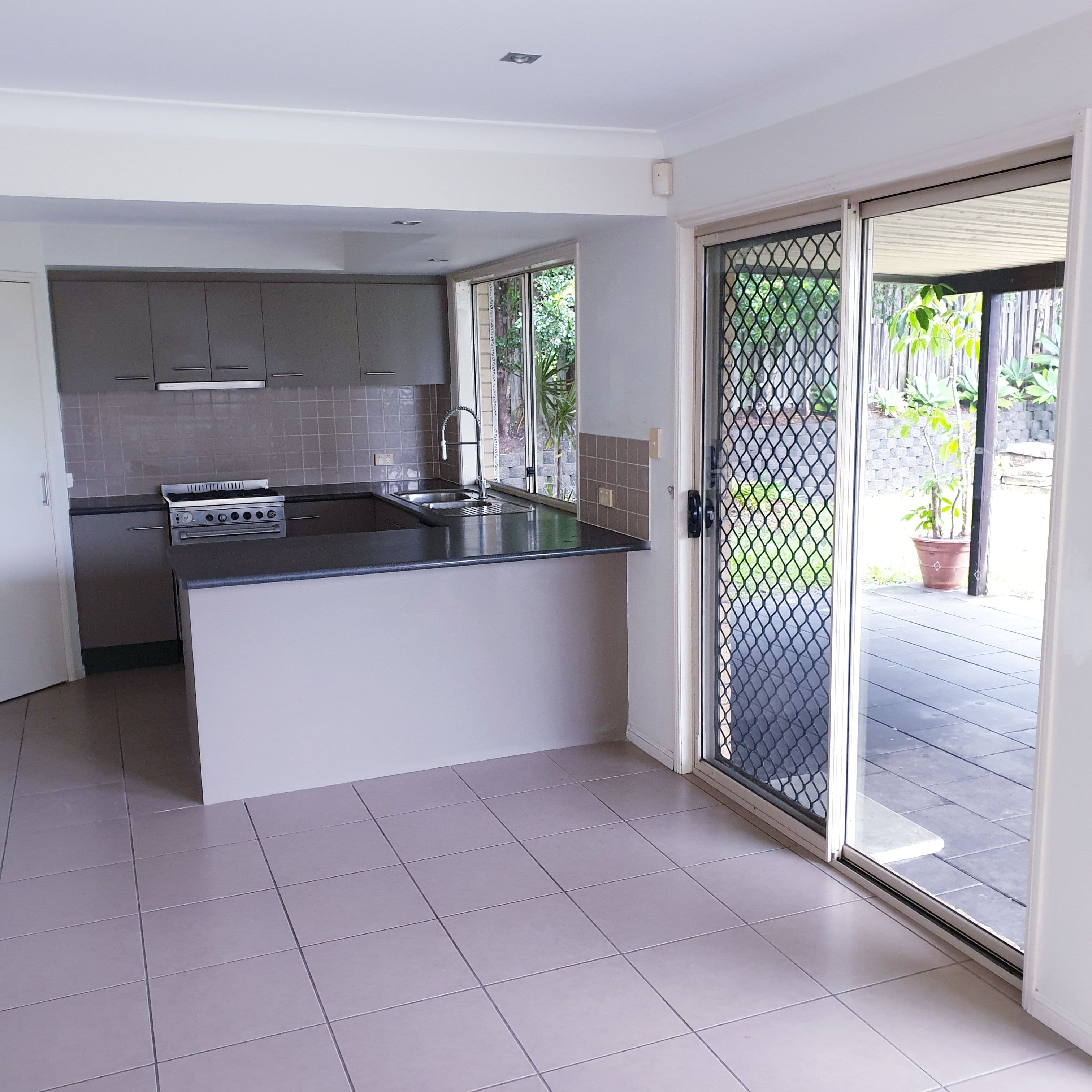 48 Kelsey Circuit, Nerang QLD 4211, Nerang - Thumbnail 8