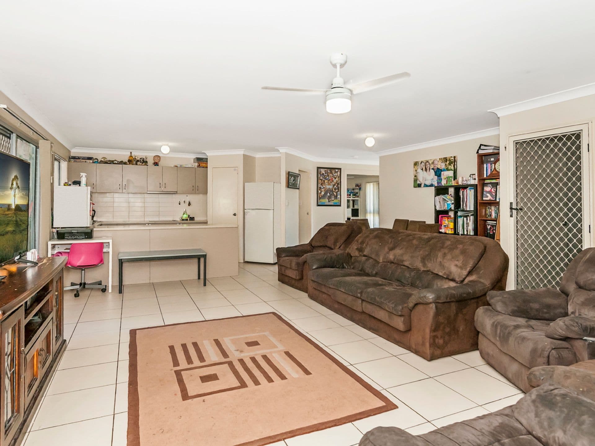 51 Ivanhoe Drive, Edens Landing QLD 4207, Edens Landing - Thumbnail 2