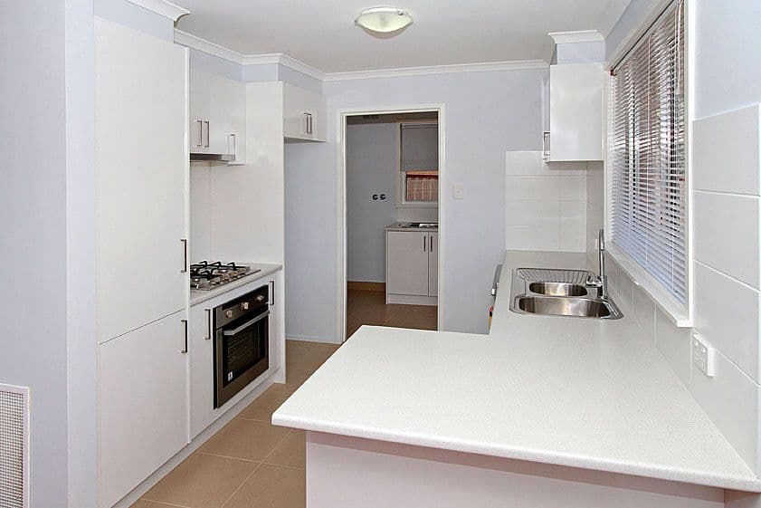 44 Buckmaster Drive, MILL PARK VIC 3082, Mill Park - Thumbnail 2