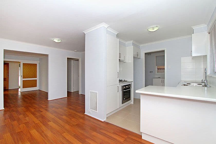 44 Buckmaster Drive, MILL PARK VIC 3082, Mill Park - Thumbnail 3