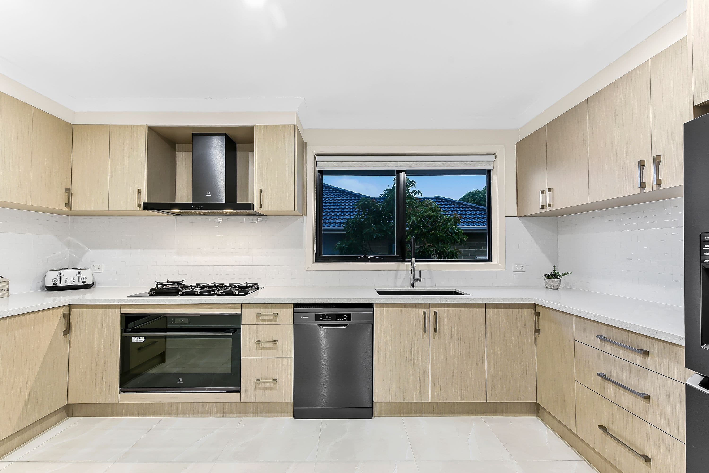 40 Brandon Park Drive, Wheelers Hill VIC 3150, Wheelers Hill - Thumbnail 4
