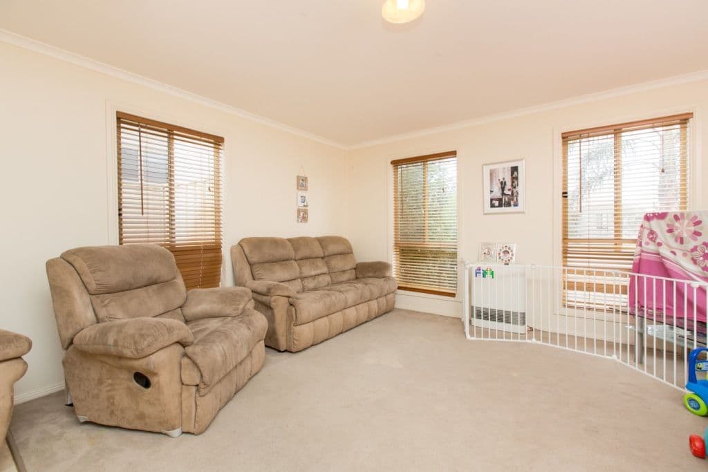 4 Lisa Court, MILDURA VIC 3500, Mildura - Thumbnail 2