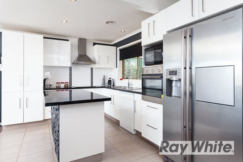 21 Madeleine Court, Somerville VIC 3912, Somerville - Thumbnail 2