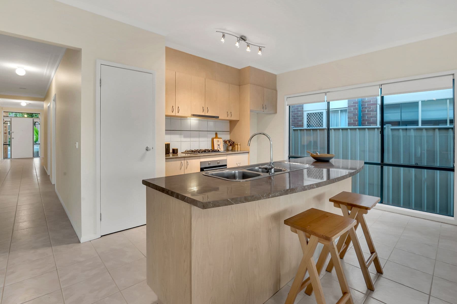 6 Hybrid Court, Craigieburn VIC 3064, Craigieburn - Thumbnail 2