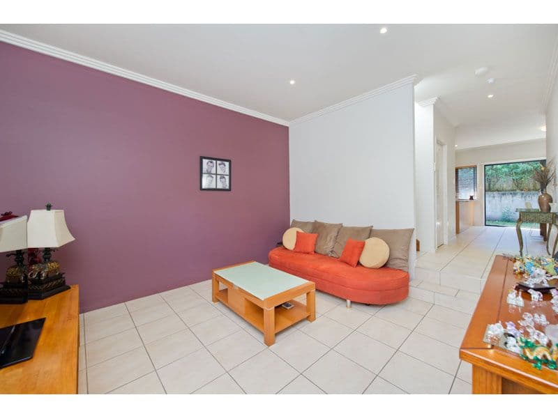 19 Abuklea Street, WILSTON QLD 4051, Wilston - Thumbnail 2