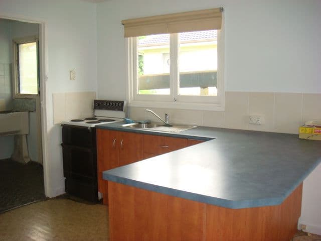10 Penguin Street, INALA QLD 4077, Inala - Thumbnail 2