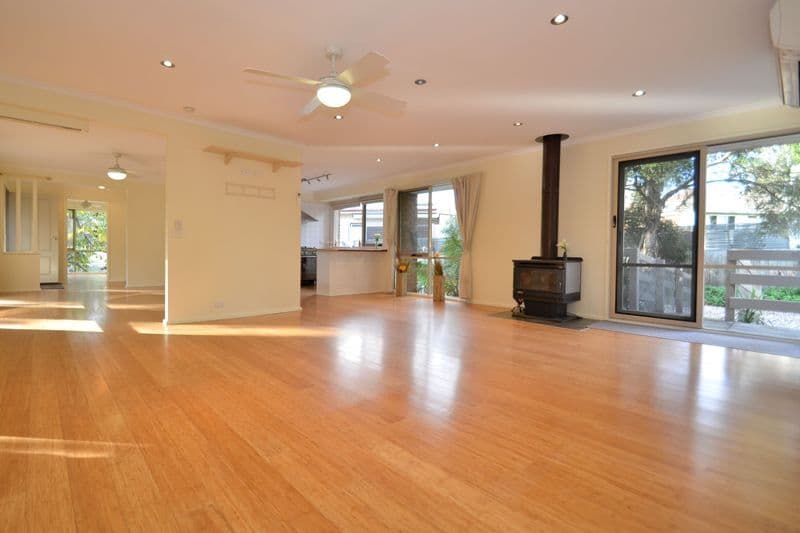99 Railway Parade, ELTHAM VIC 3095, Eltham - Thumbnail 4