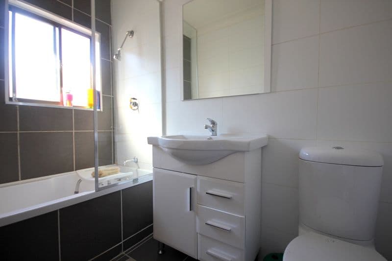14 Miller Road, CHESTER HILL NSW 2162, Chester Hill - Thumbnail 4