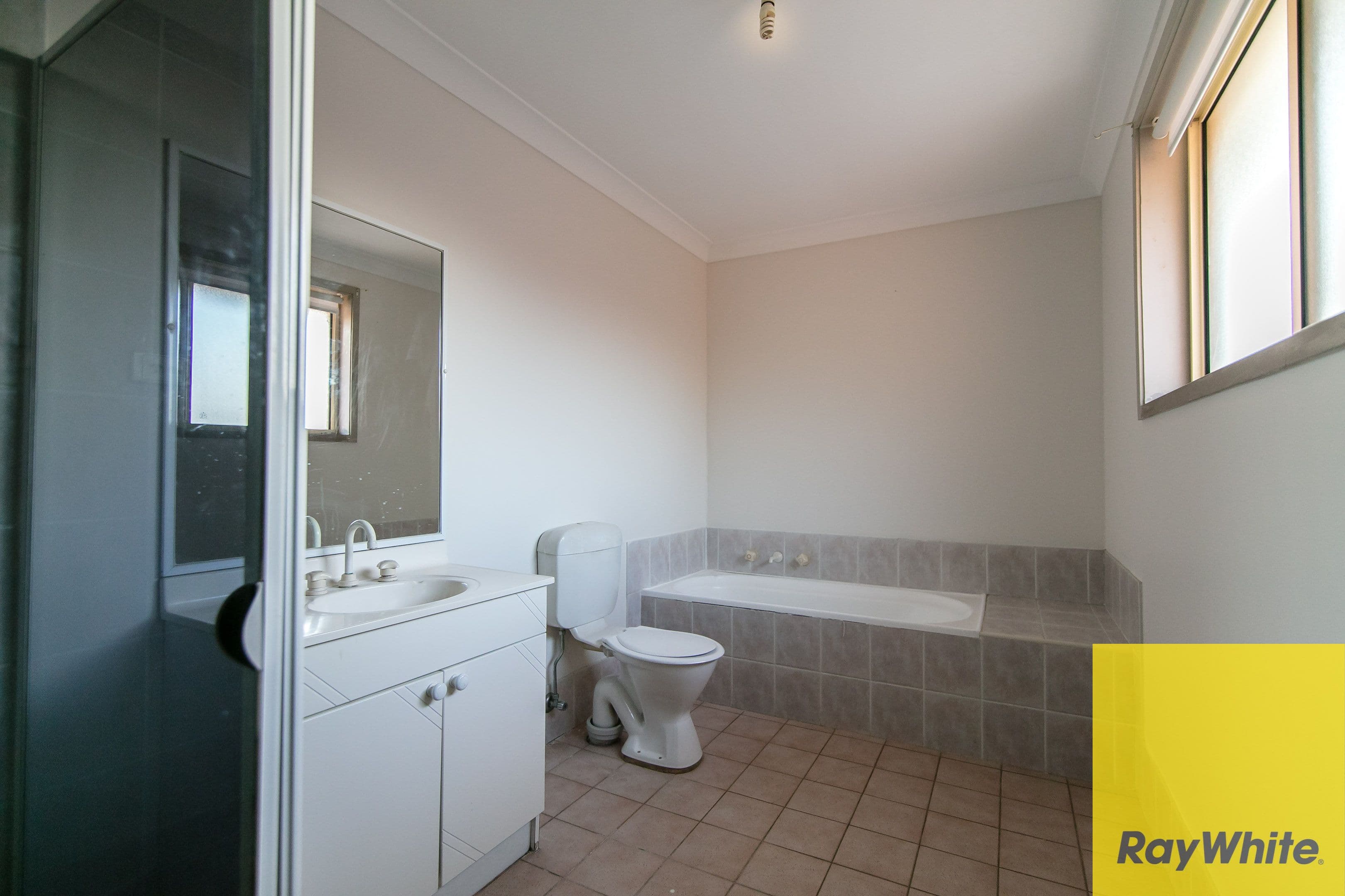 51 First Avenue, Hoxton Park - Thumbnail 4