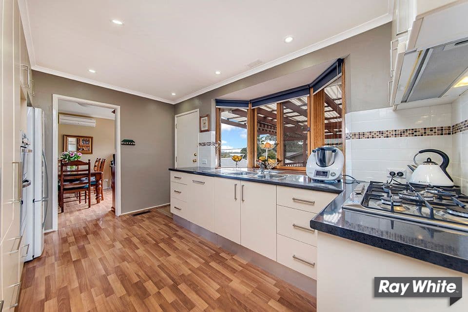 16 Buriga Street, Giralang ACT 2617, Giralang - Thumbnail 3