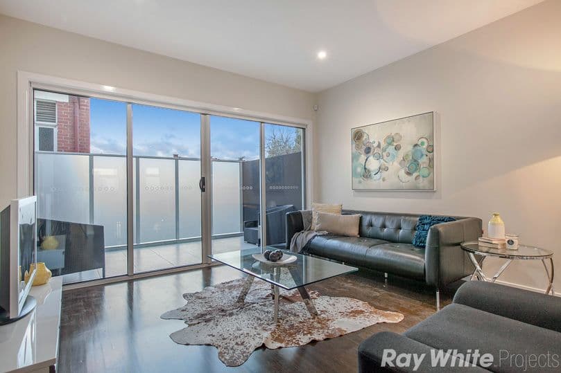 84 Roseberry Avenue, Preston VIC 3072, Preston - Image 1