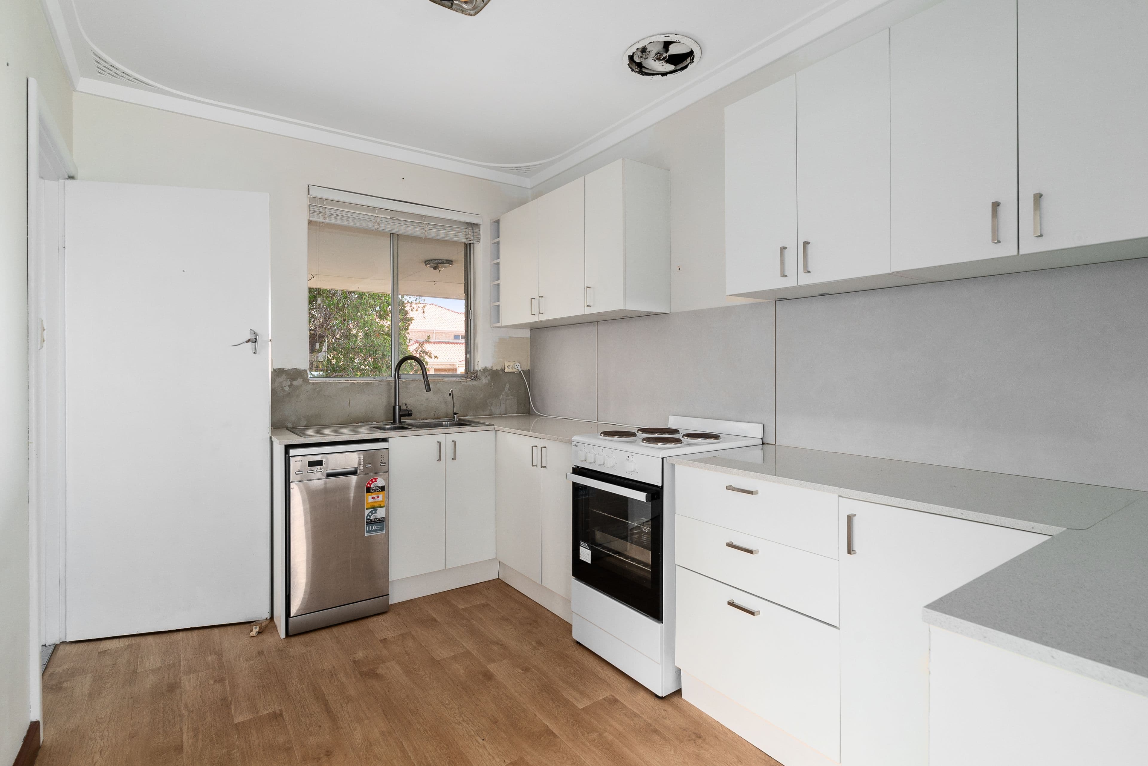 96 Cedric Street, Stirling WA 6021, Stirling - Thumbnail 5