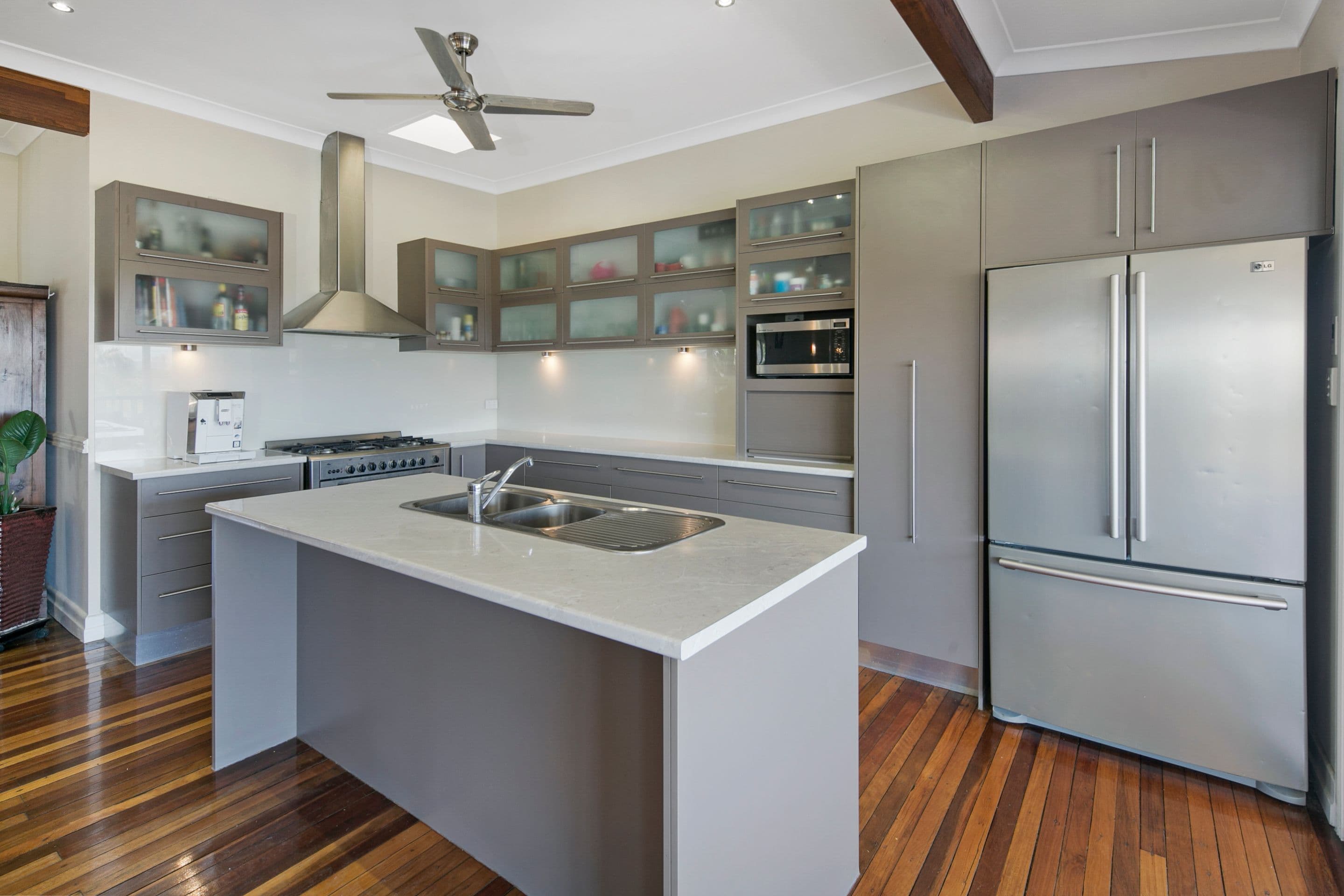 26 Jared Place, Wynnum West QLD 4178, Wynnum West - Thumbnail 3