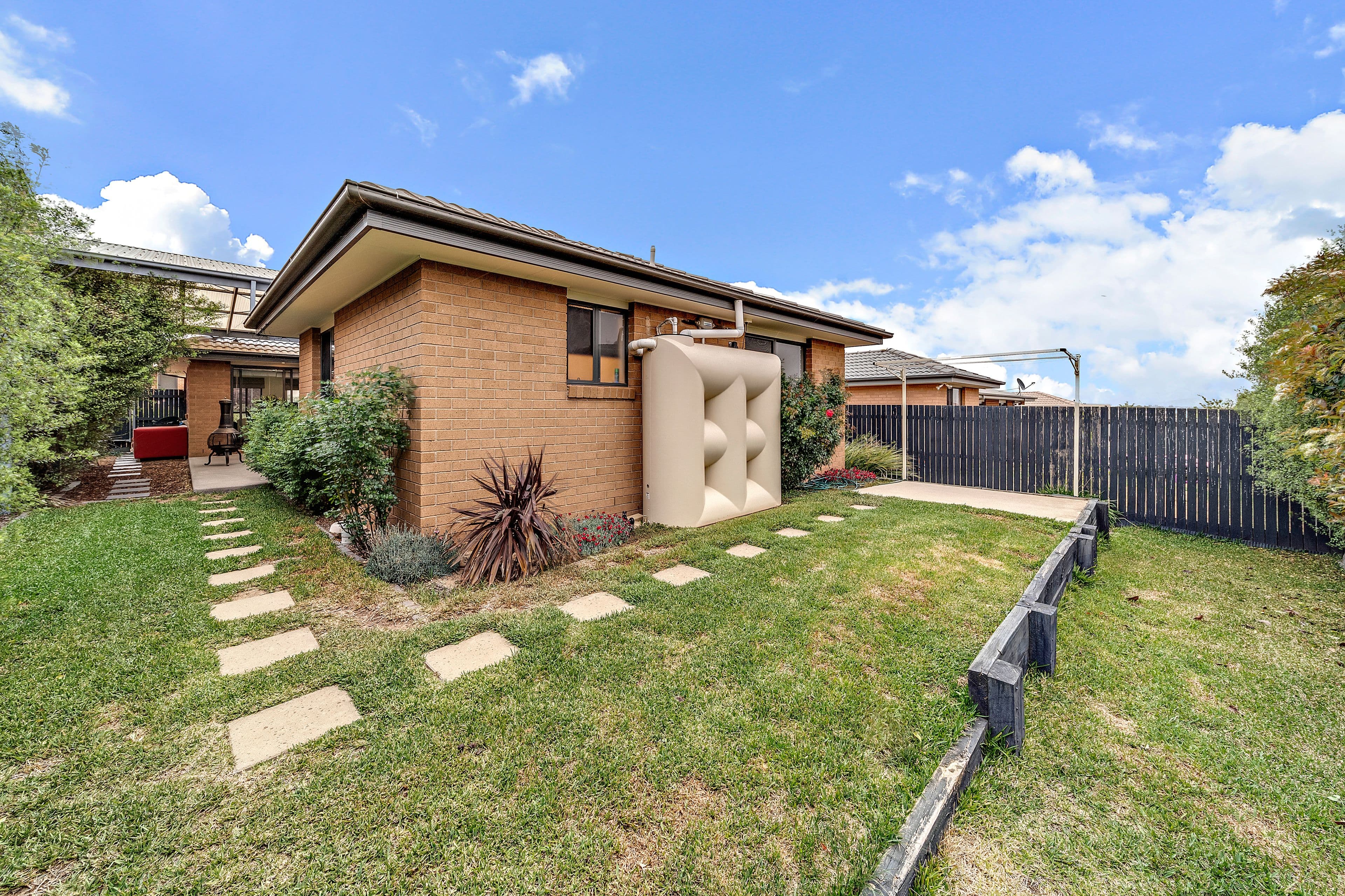 30 Isbister Street, Macgregor ACT 2615, Macgregor - Thumbnail 2