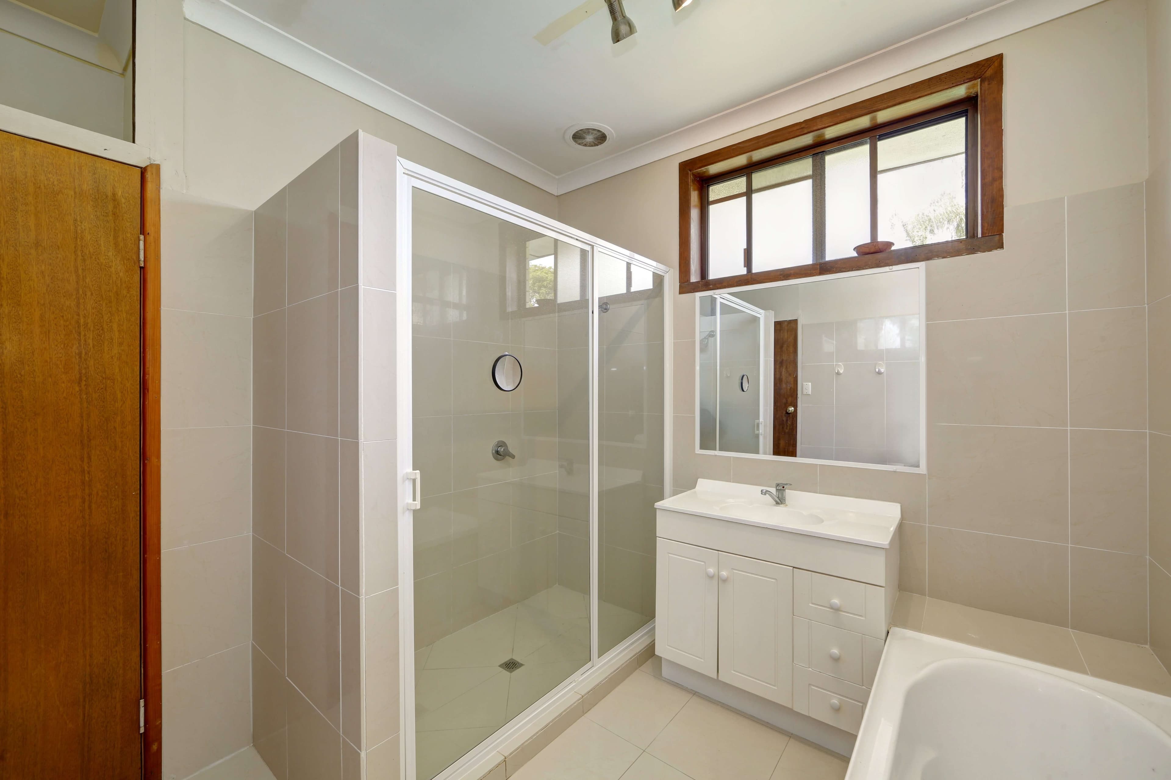 8 The Boulevard, Avoca QLD 4670, Avoca - Thumbnail 7